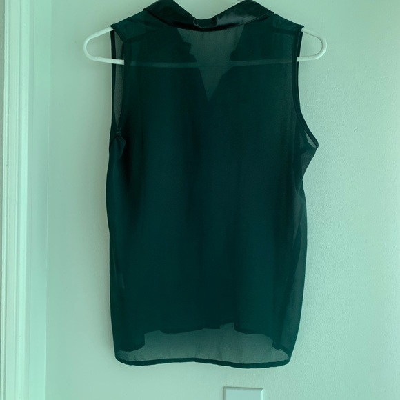 Green Collared Blouse - Picture 2 of 4